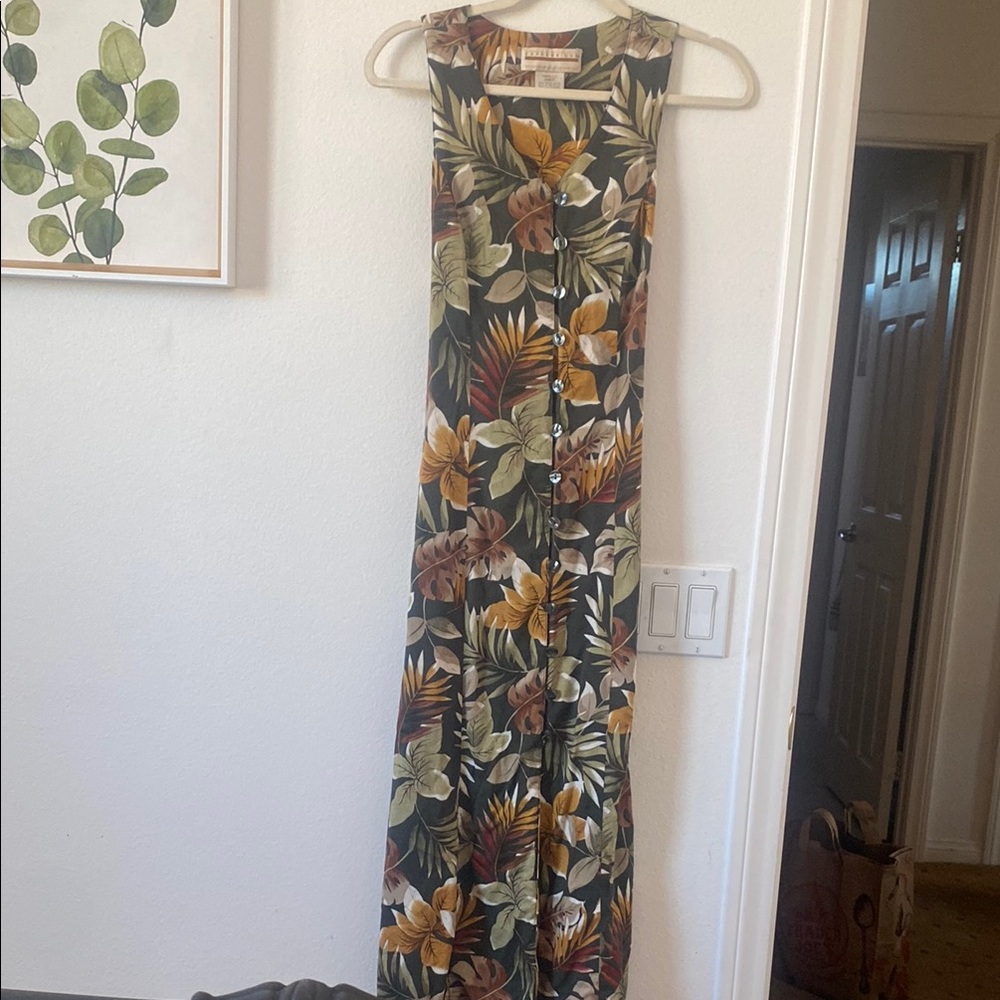 Tropical Print Sleeveless Dress